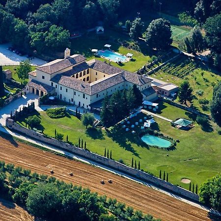 San Pietro Sopra Le Acque Resort&Spa Massa Martana Esterno foto