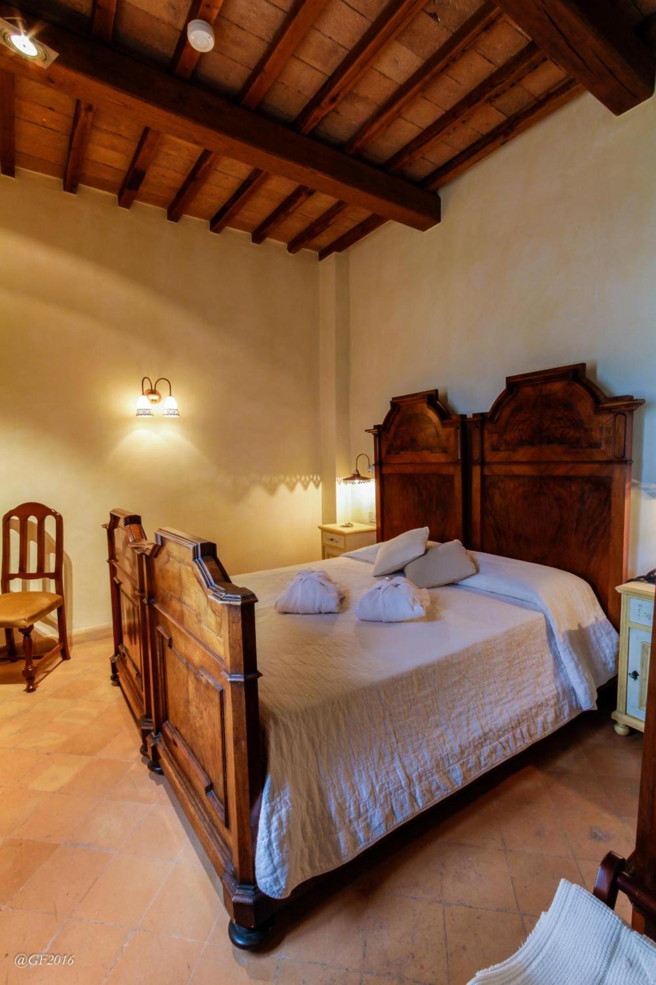San Pietro Sopra Le Acque Resort&Spa Massa Martana Camera foto