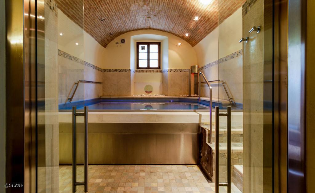 San Pietro Sopra Le Acque Resort&Spa Massa Martana Esterno foto