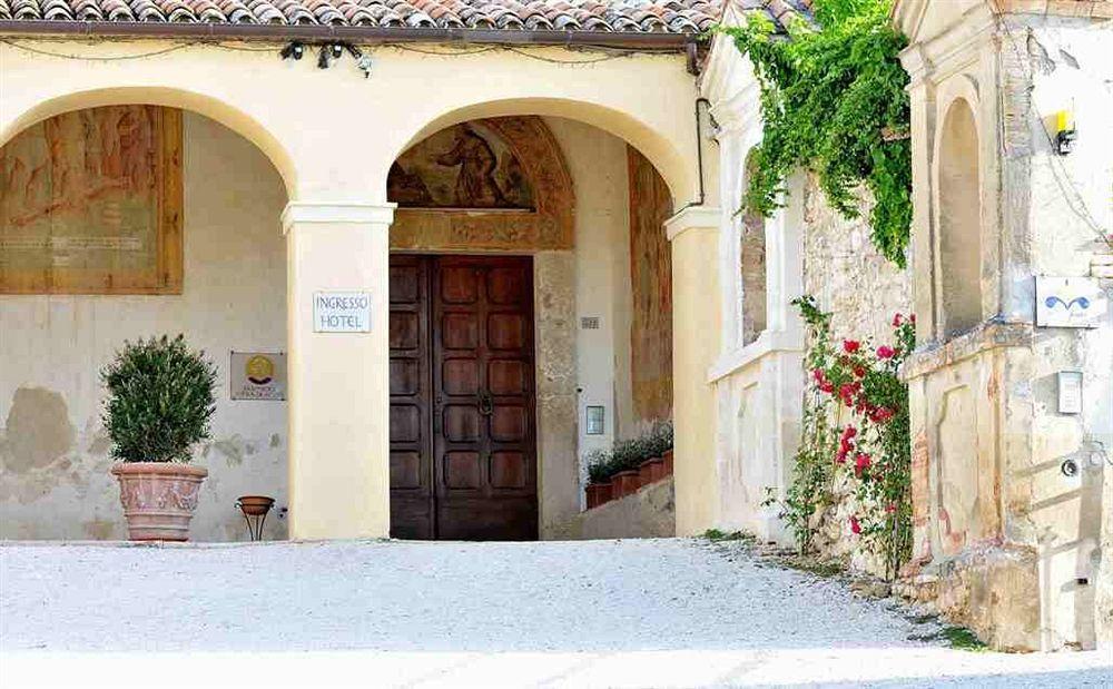 San Pietro Sopra Le Acque Resort&Spa Massa Martana Esterno foto